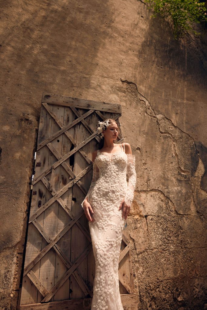 customize your own wedding dress