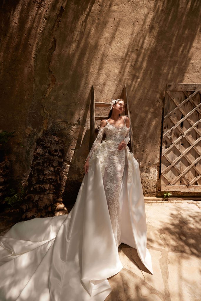 customize your own wedding dress